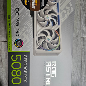 Asus rtx5080 rog 아스트랄 화이트 신품급