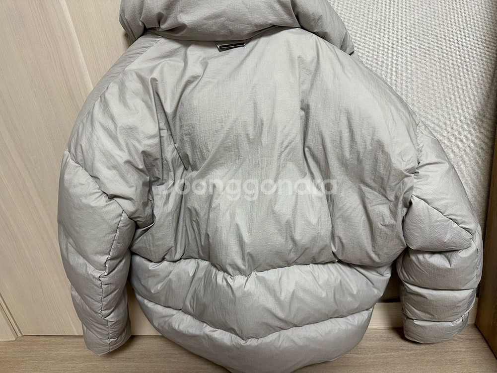 일꼬르소 22Fw 구스다운 오버핏 숏 다운 하이넥 패딩--4