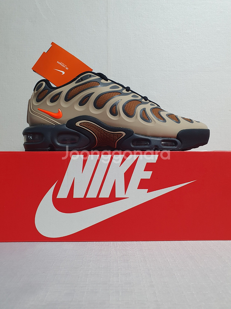 새상품 / 정품 ] 270mm 나이키 에어맥스 플러스--0