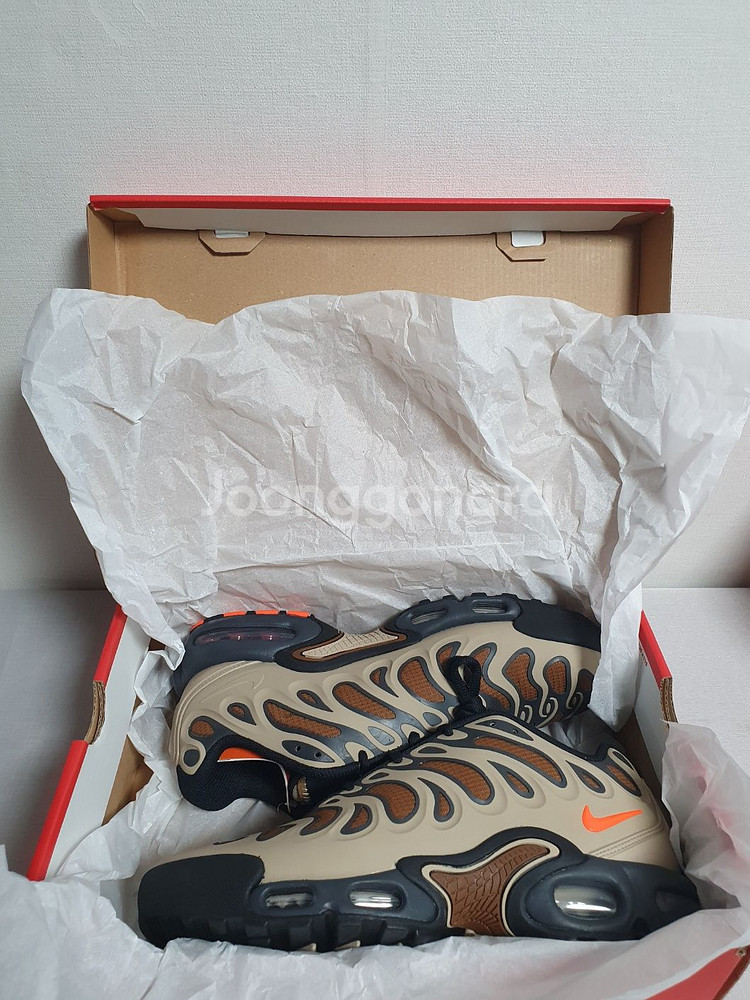 새상품 / 정품 ] 270mm 나이키 에어맥스 플러스--1