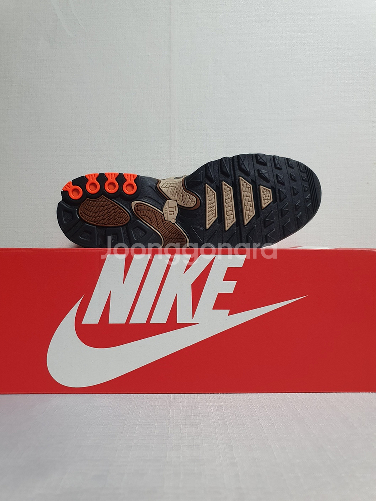 새상품 / 정품 ] 270mm 나이키 에어맥스 플러스--5