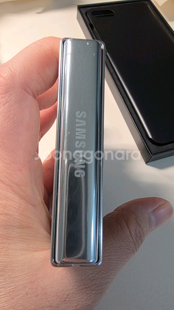 갤럭시 Z플립5 256GB 자급제폰--4