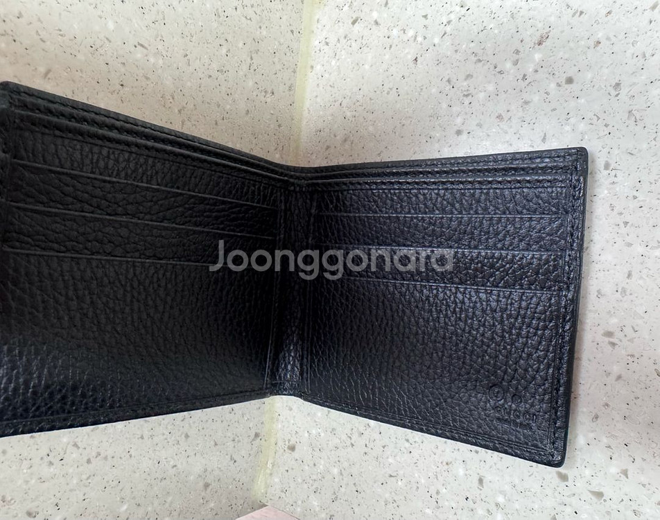 (새상품)(정품)구찌 은장 남성 반지갑 블랙--2
