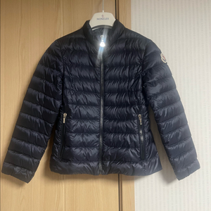 몽클레어카우쿠라경량8A