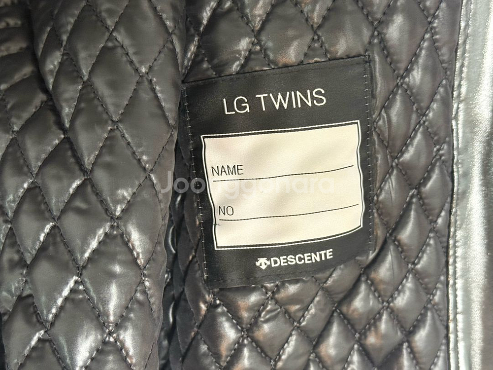 LG 트윈스 데상트 유광점퍼 100--3