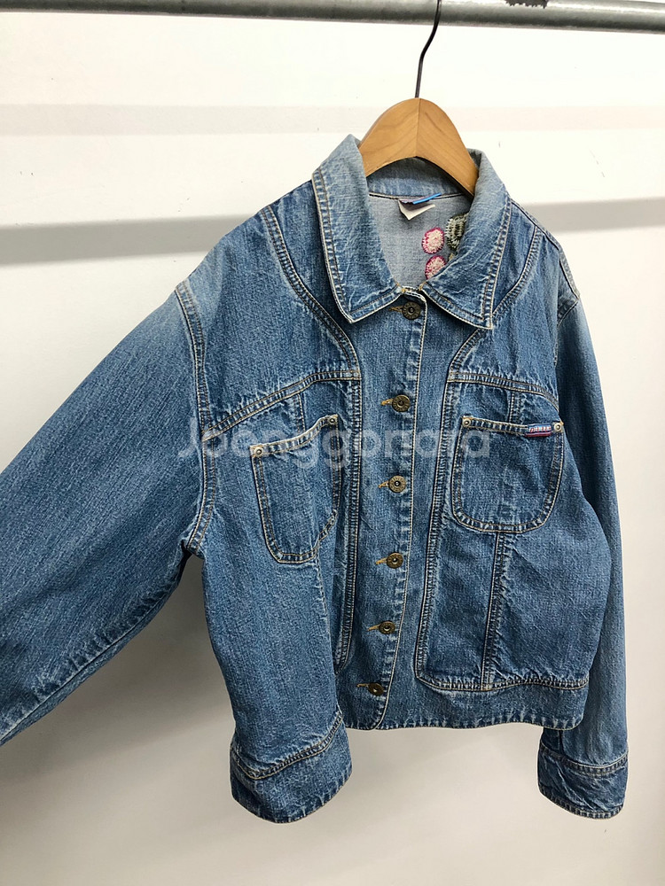 오일릴리 꽃 자수 데님 자켓 42사이즈--1