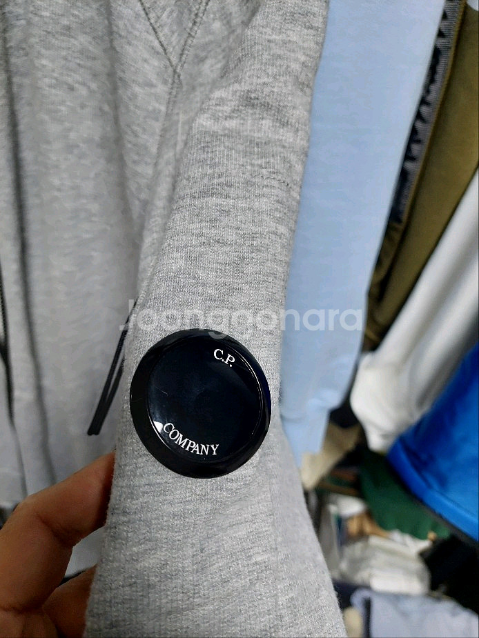 CP컴퍼니 넥로고 그레이 오픈 집업 자켓 xxl--4