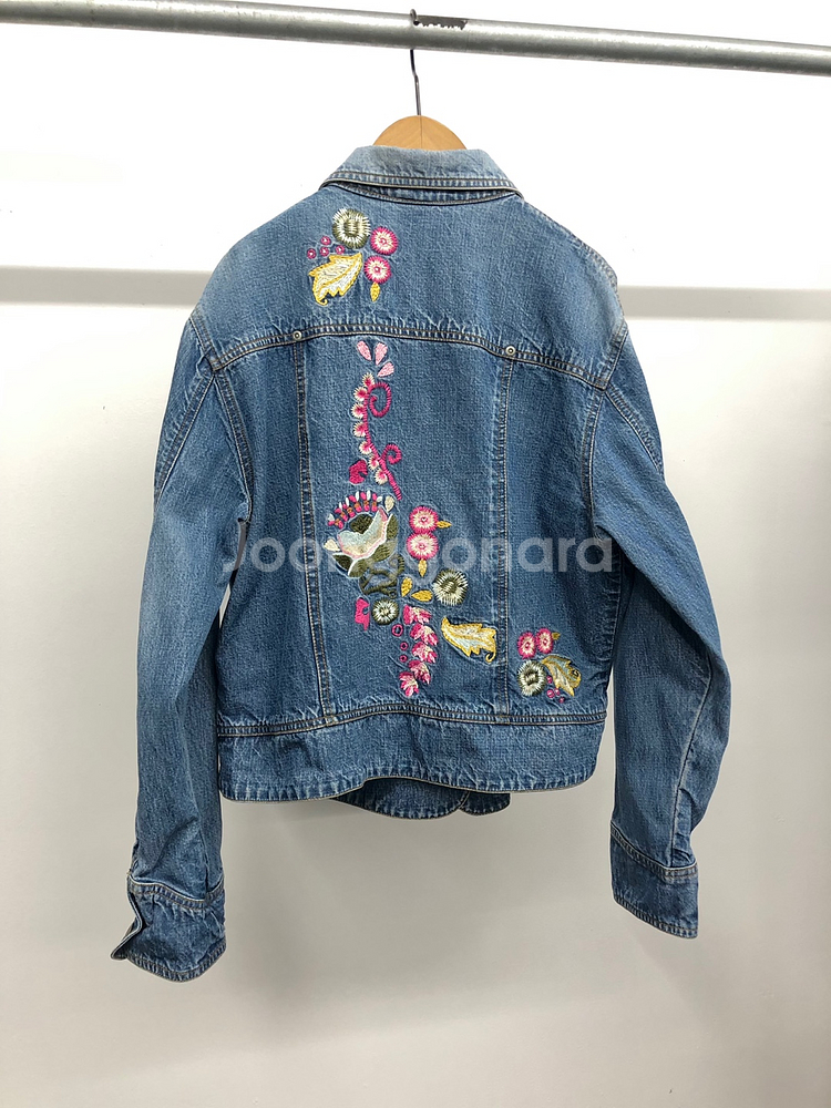 오일릴리 꽃 자수 데님 자켓 42사이즈--4