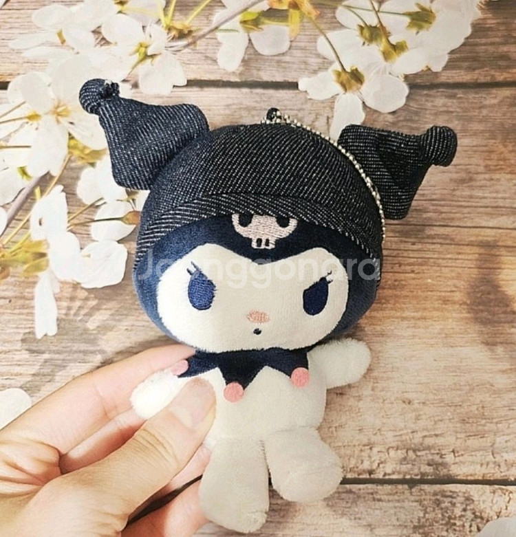 산리오 쿠로미 청모자 마스코트 인형--0