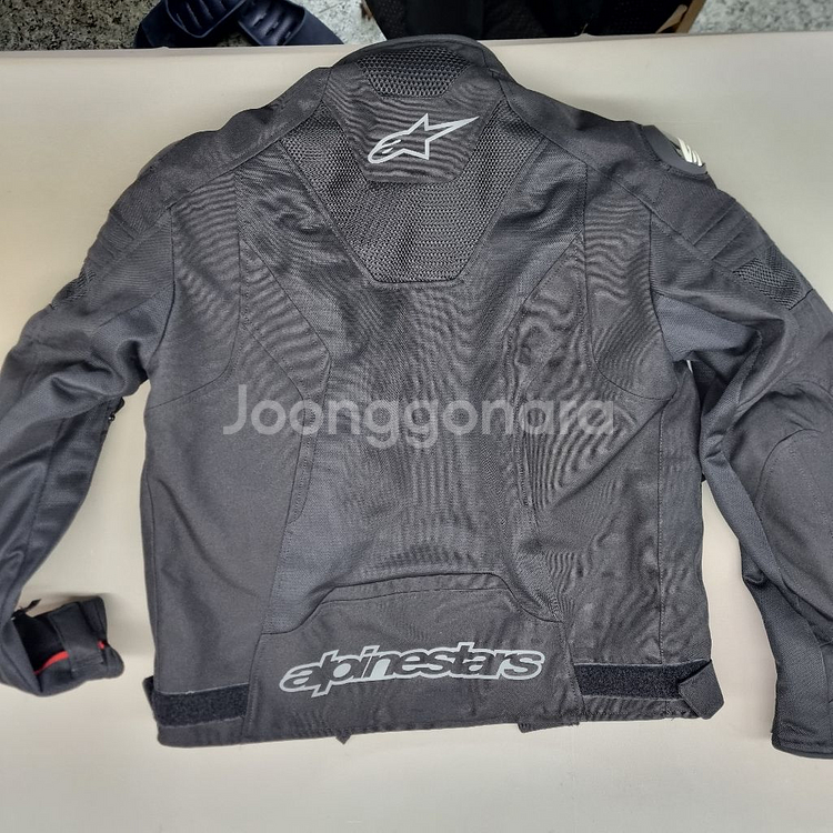알파인스타스 스포츠 라이딩 자켓 s 사이즈 팜--2