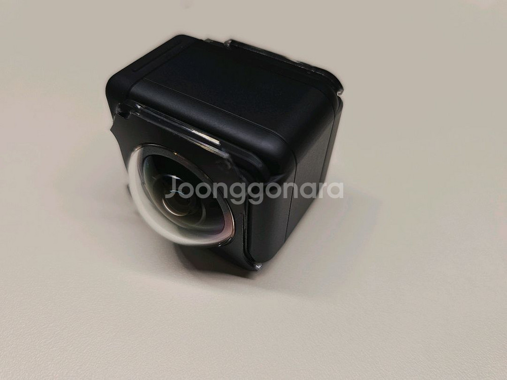 인스타 360 one r 1인치 + 360도 액션캠--3