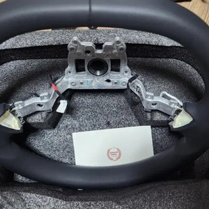 모델3 하이랜드 순정핸들