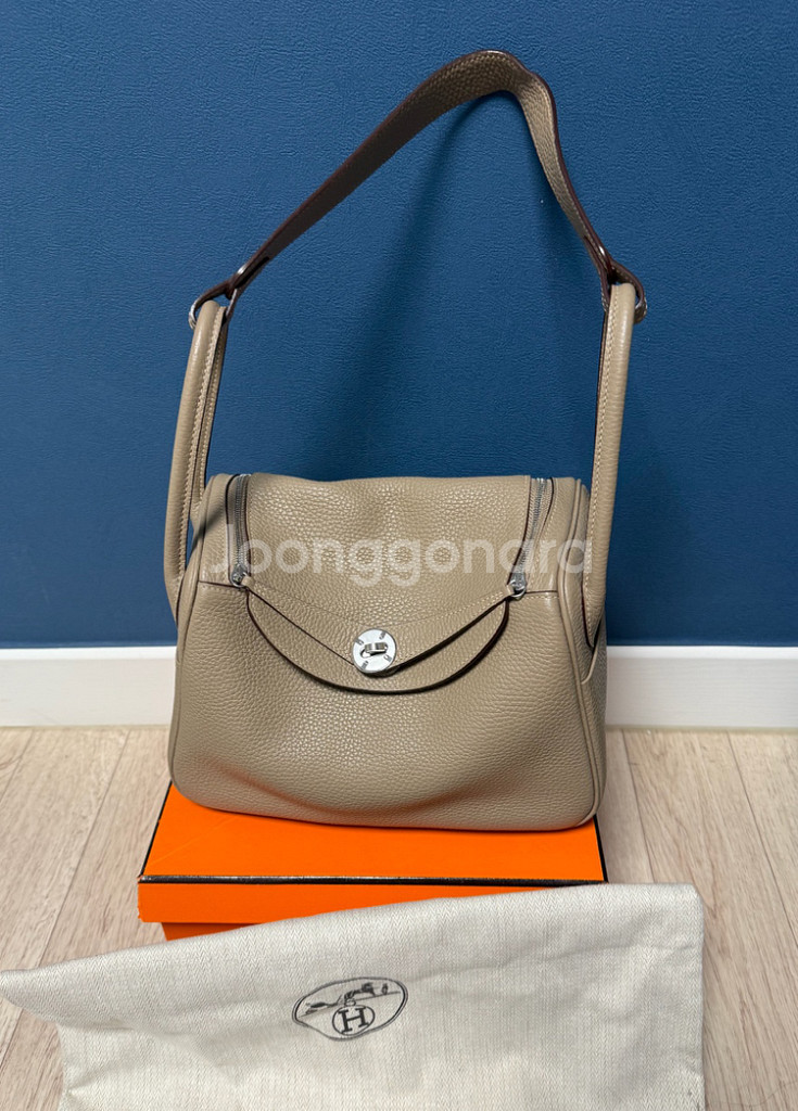 에르메스 린디26 에토프+은장 팝니다 상태 새상품급--0