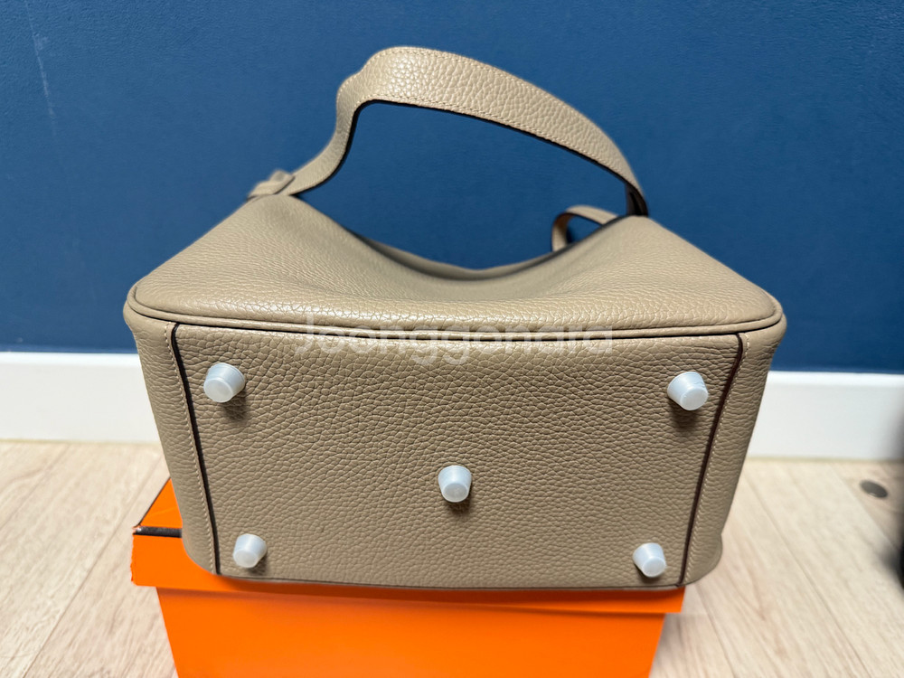 에르메스 린디26 에토프+은장 팝니다 상태 새상품급--1