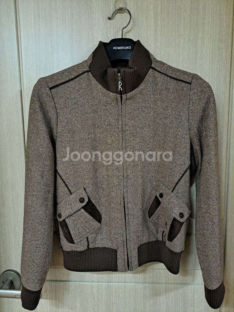 로베르타 디 까메리노 빈티지 레트로 감성의 여성 모직 숏 자켓--0