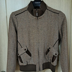 로베르타 디 까메리노 빈티지 레트로 감성의 여성 모직 숏 자켓