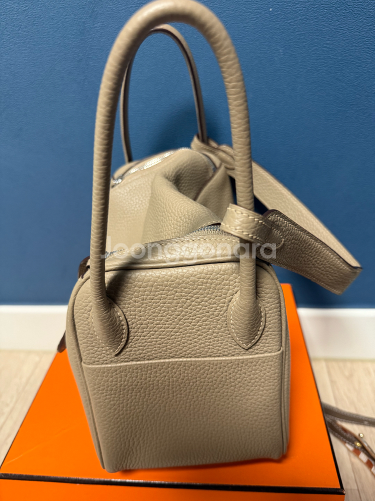 에르메스 린디26 에토프+은장 팝니다 상태 새상품급--2