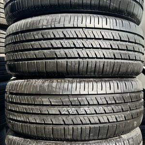 235 55 17중고타이어한대분2355517