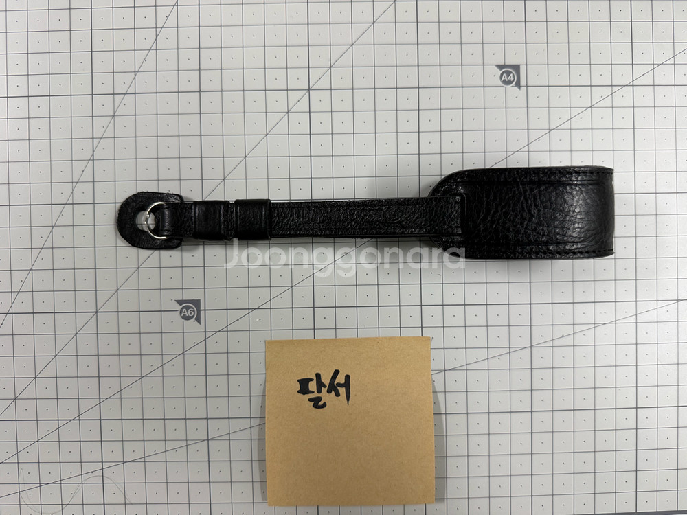 루이지 레더 with Pad 카메라 핸드스트랩--2