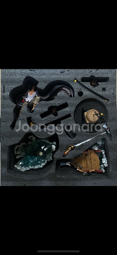 원피스 사황 샹크스 피규어 한정판--6