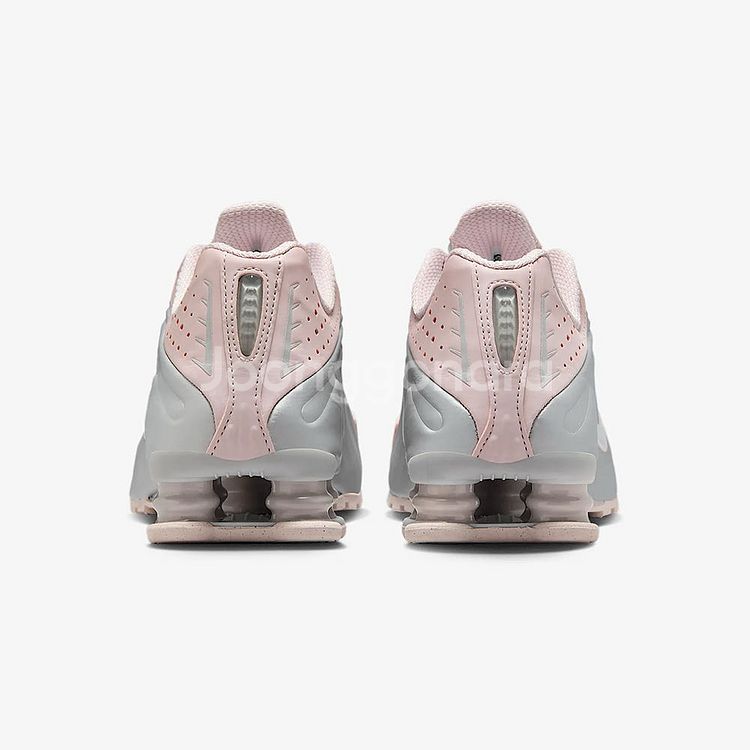 [240 245] 나이키 우먼 샥스 R4 베얼리로즈 운동화--4