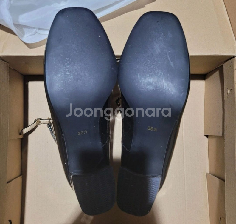 저스트지니(지니킴 세컨 브랜드) 메리제인 에나멜 펌프스 구두 235 7cm--1