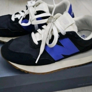 뉴발란스 237 운동화