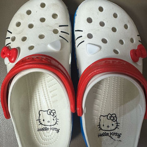 키티 크록스 230