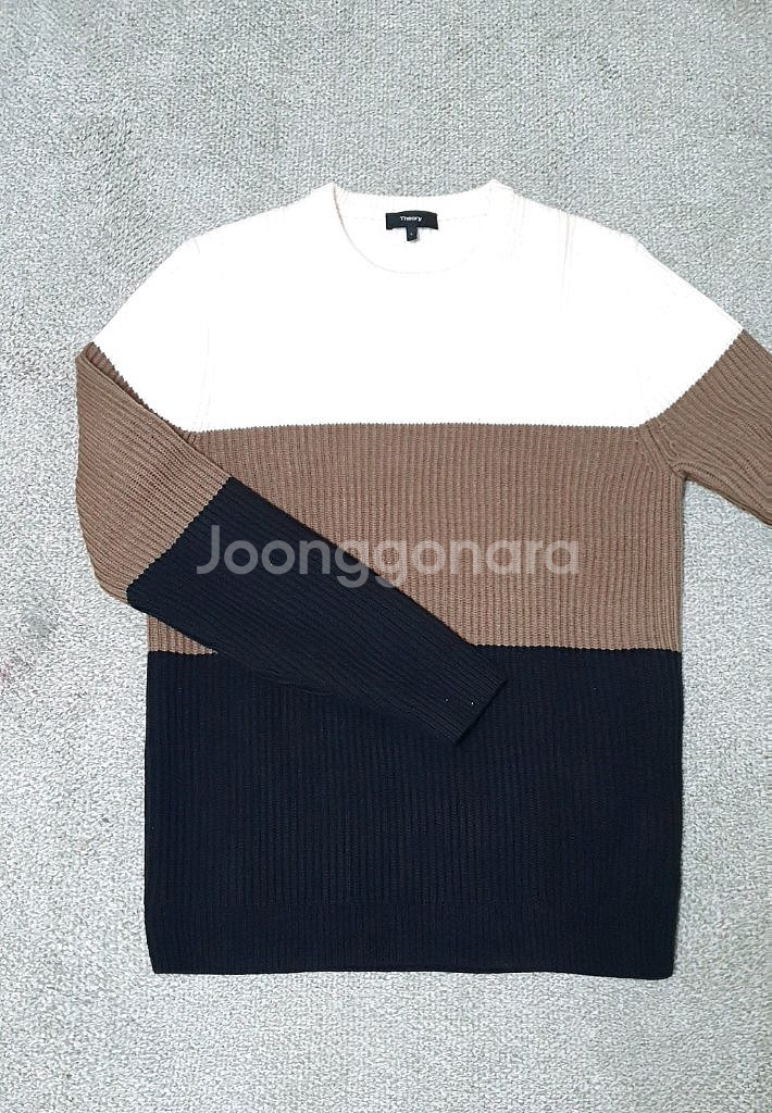 띠어리 남성용 울니트 판매해요--0