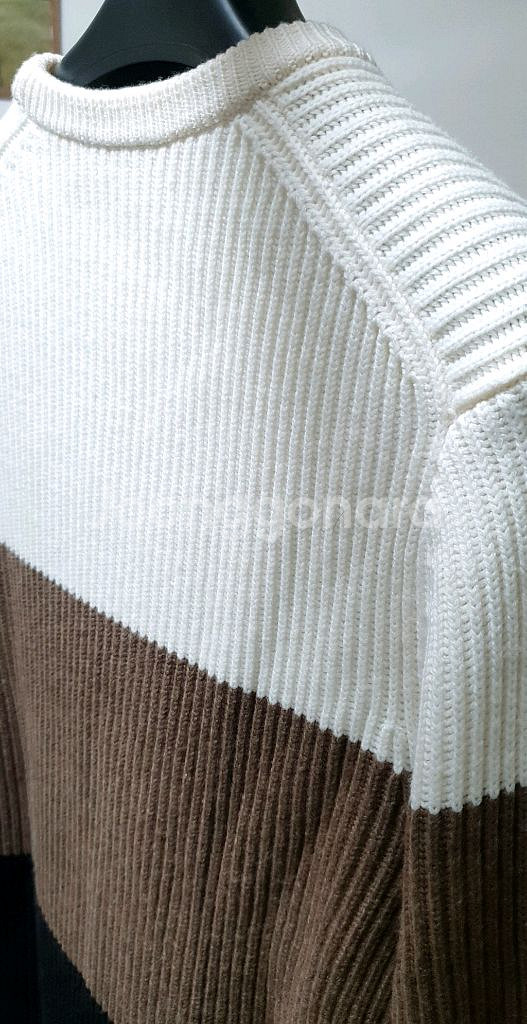 띠어리 남성용 울니트 판매해요--4