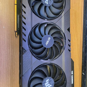 아수스 RX6900XT 터프 + 박스 판매합니다.