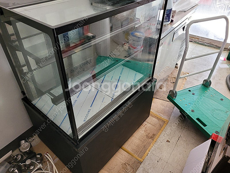 그랜드우성 900 쇼케이스 사각 3단 LED조명 카페--3