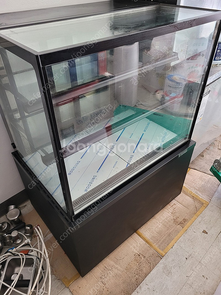 그랜드우성 900 쇼케이스 사각 3단 LED조명 카페--5