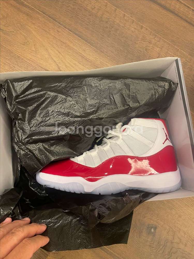 나이키 에어조던 11 바시티레드 체리 275--1