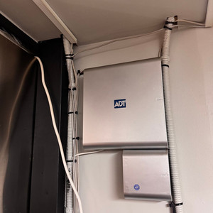 ADT 캡스 CCTV 6대 전국 최저가 양도 받으실분 찾습니다 (이전설치비 전액지원)