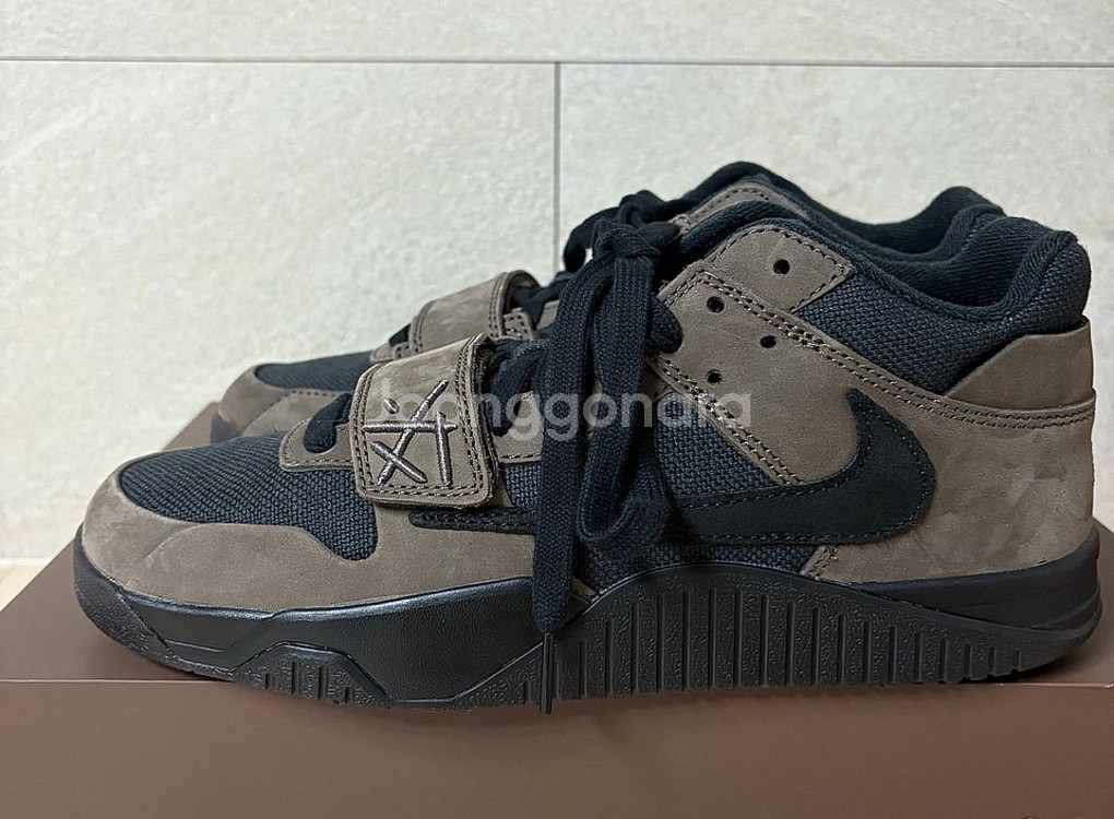 조던X트래비스 스캇 점프맨--0