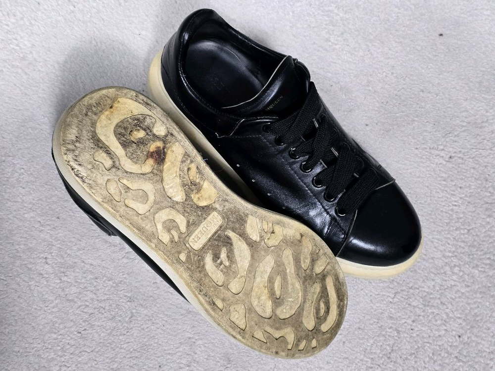 알렉산더 맥퀸 오버솔 스니커즈 44D--5