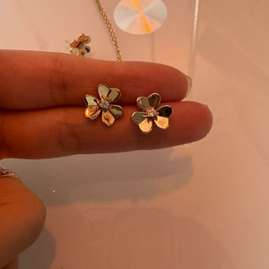 반클리프 프리볼 귀걸이 (새상품)