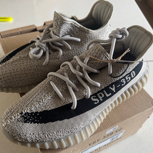 아디다스 이지부스트 350 V2 슬레이트