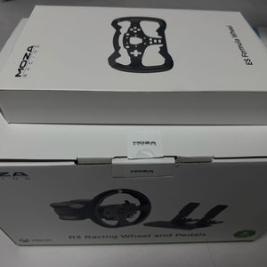 MOZA R3 레이싱휠 + 페달 세트