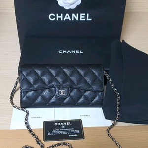 (미사용)샤넬 캐비어 장지갑 새상품급 정품(감정O)구찌프라다루이비통디올고야드셀린느보테가생로랑