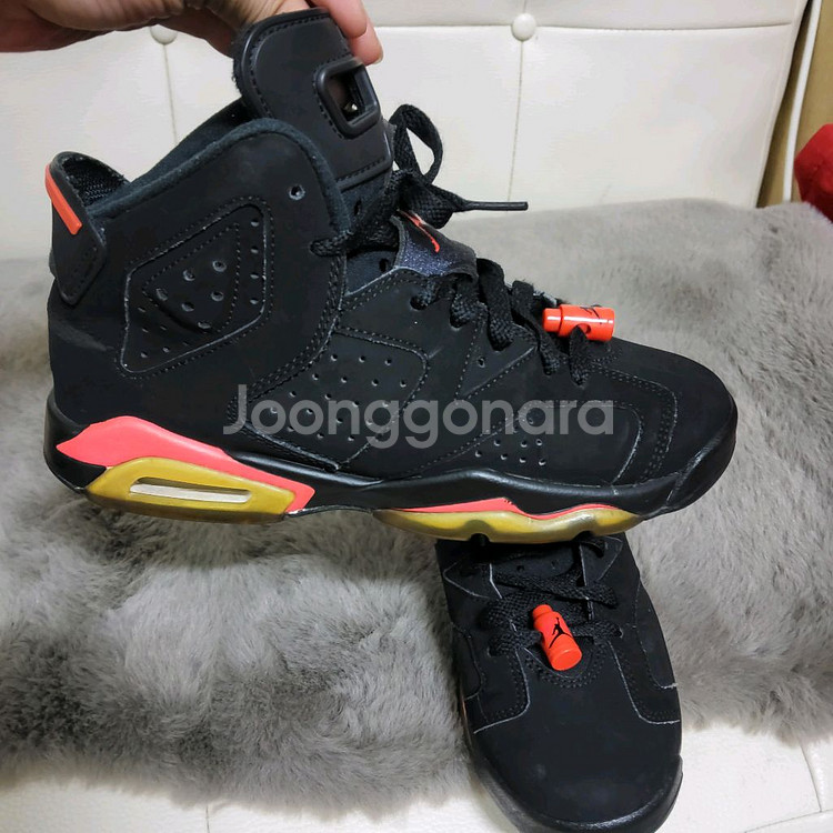 나이키 에어조던 6 블랙 인프라레드 235 무배--5