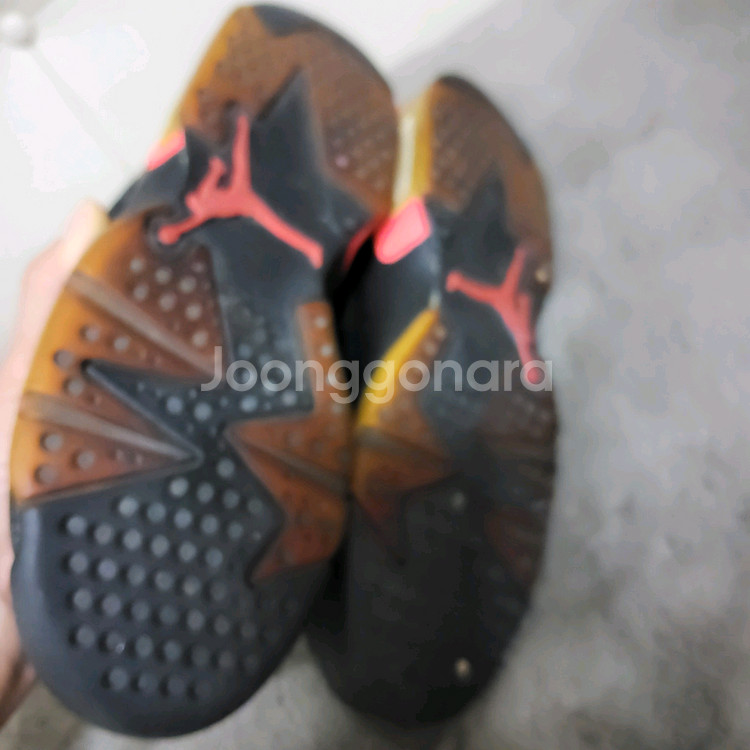 나이키 에어조던 6 블랙 인프라레드 235 무배--4