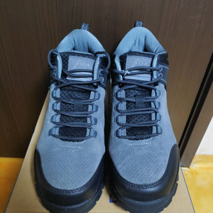 (새상품)270 등산화 트레킹화 프로월드컵