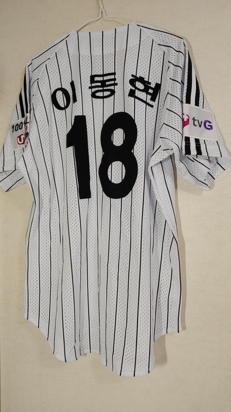 LG 트윈스 이동현 유니폼 100 이미지