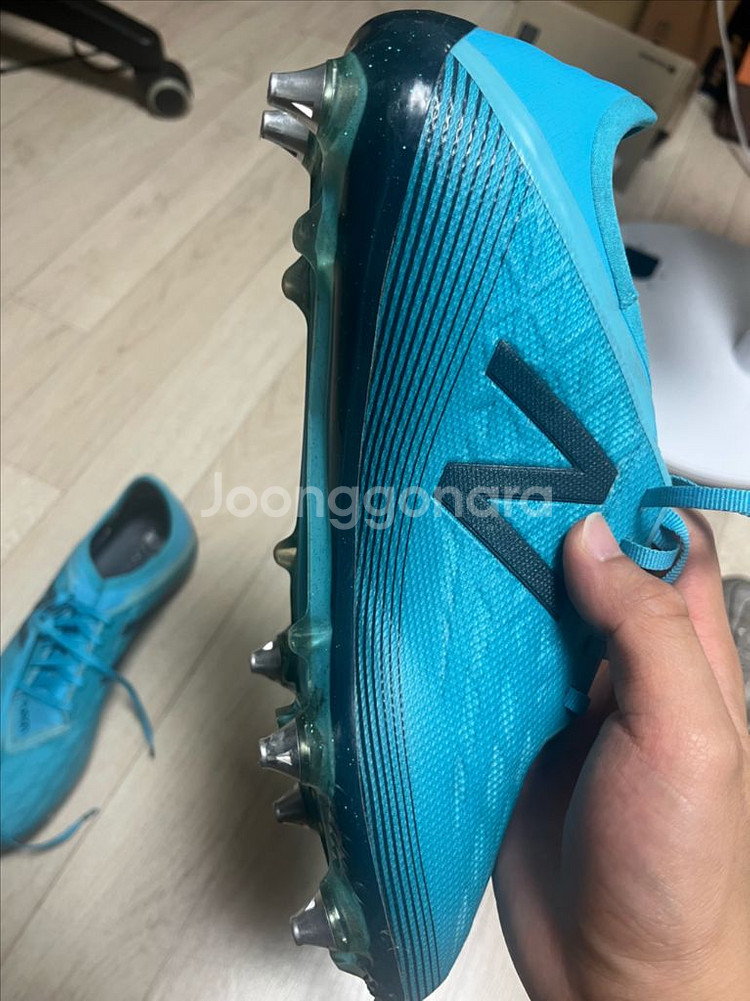 뉴발란스 퓨론 축구화 (SG)--4