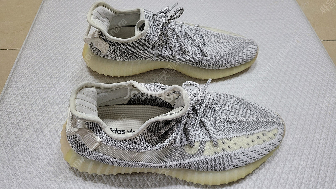 아디다스 이지 부스트 350 V2 스태틱 논리플렉티브--2