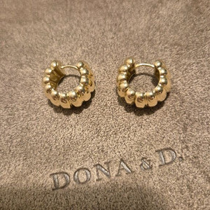 도나앤디 니스귀걸이L 14k (어제 구매)