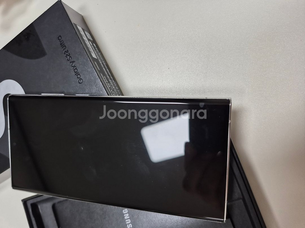 갤s22울트라 화이트 판매합니다--2