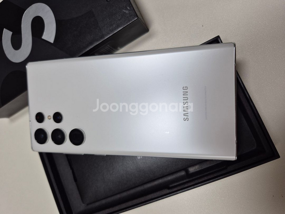 갤s22울트라 화이트 판매합니다--3